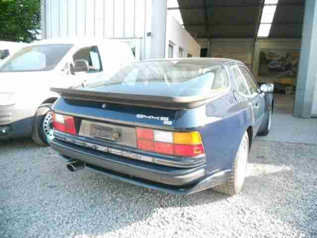 Porsche 944 S