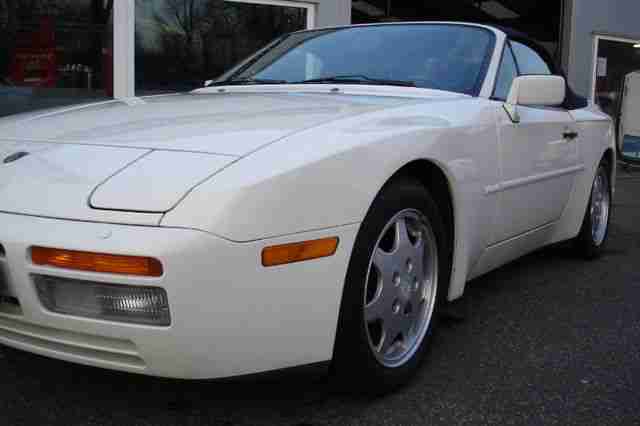 944 S 2 Cabriolet 1. Hand Garagenfahrzeug