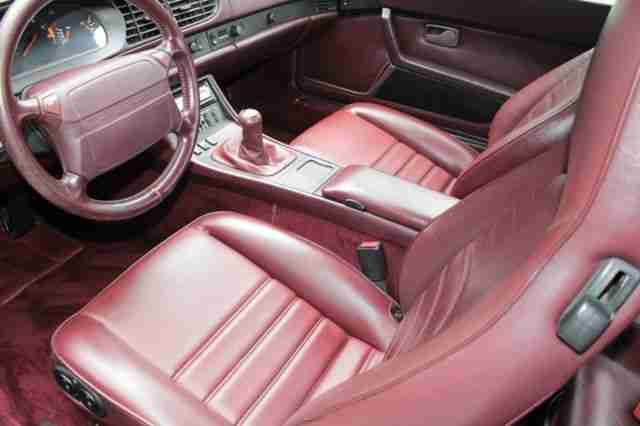 Porsche 944 S