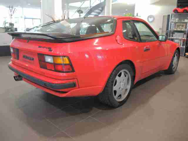 Porsche 944 S 2 SITZHEIZUNG/SCHIEBEDACH/T-LEDER
