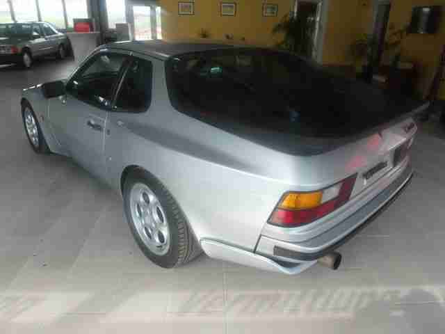 Porsche 944 Turbo 162 KW Klima Liebhaberfahrzeug !!!!