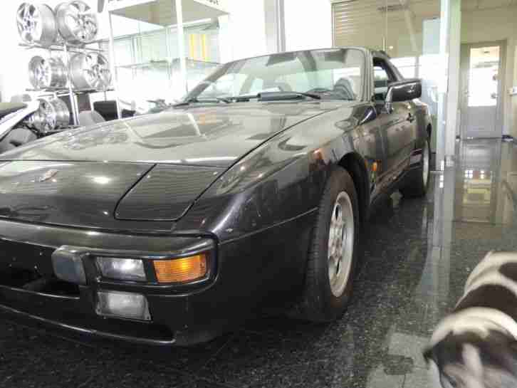 Porsche 944 ex-Diebesgut ohne Fahrzeugpapiere