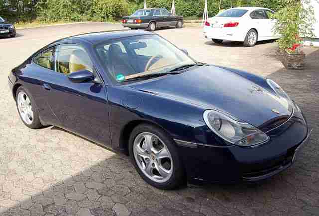 Porsche 996 Carrera 4 Tiptronic/Leder/Xenon