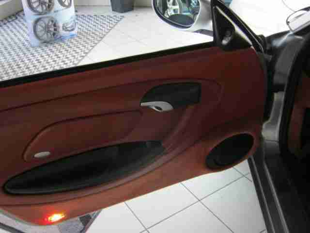 Porsche Boxster 986 2.7 Automatik/Leder/Navi/Scheckheft