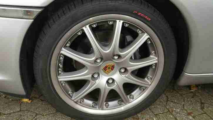 Porsche Boxster Silbermetallic innen Porsche Rot LEDER