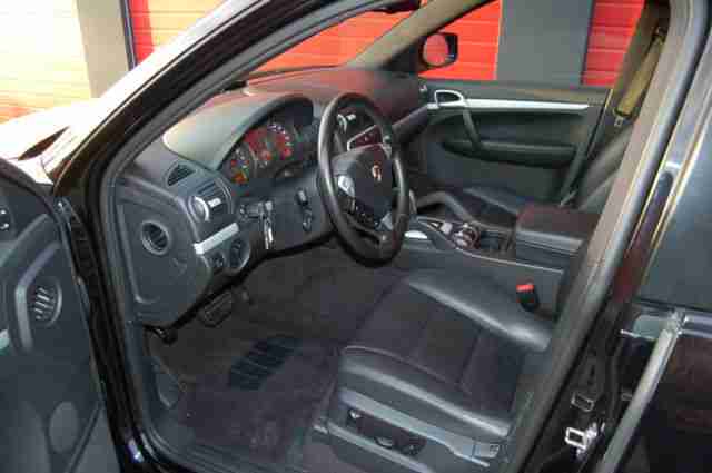 Porsche Cayenne 1.Hand + VOLLAUSSTATTUNG +