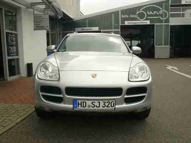 Porsche Cayenne 3.2 Allrad - Im Kundenauftrag -