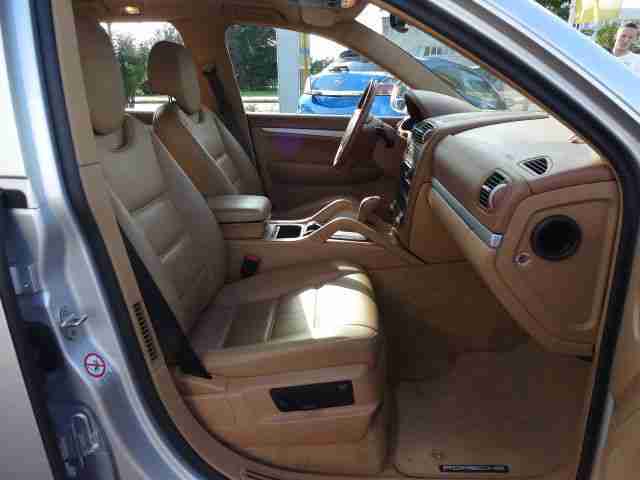 Porsche Cayenne 3.2 V6 250PS mit 6-Stufen Automatik*SUV