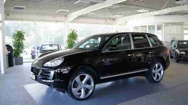 Porsche Cayenne Autom., Xen, PCM, 22", Scheckh.-PZ, PDC