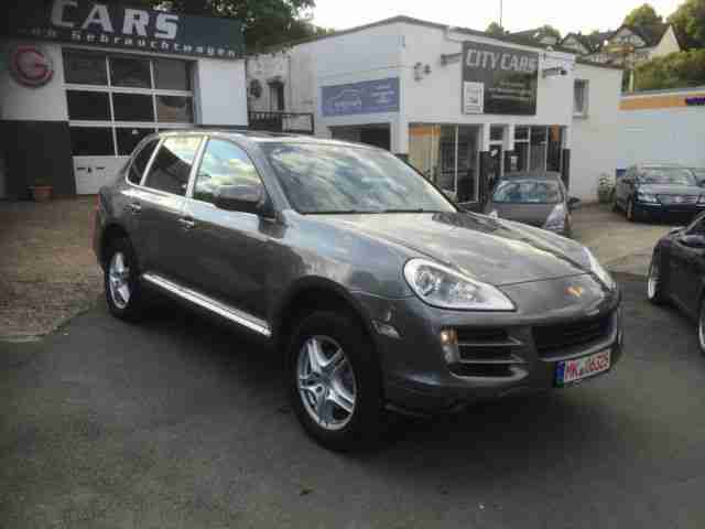 Porsche Cayenne Basis,Leder,Navi,Scheckheft