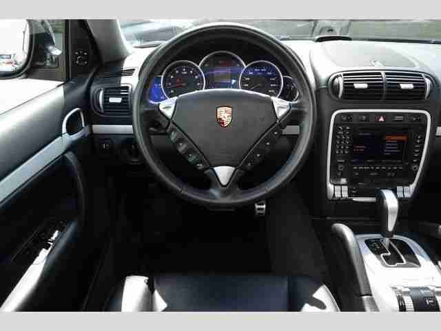 Porsche Cayenne S Luftfederung/PCM/Schiebedach/Premium-