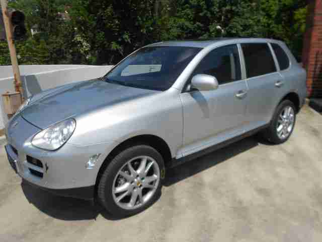 Porsche Cayenne S Tiptronic S AHK ESD XENON