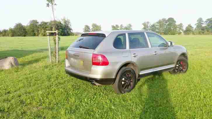 Porsche Cayenne TÜV Neu + 1 Jahr Garantie auf Motor und Getriebe