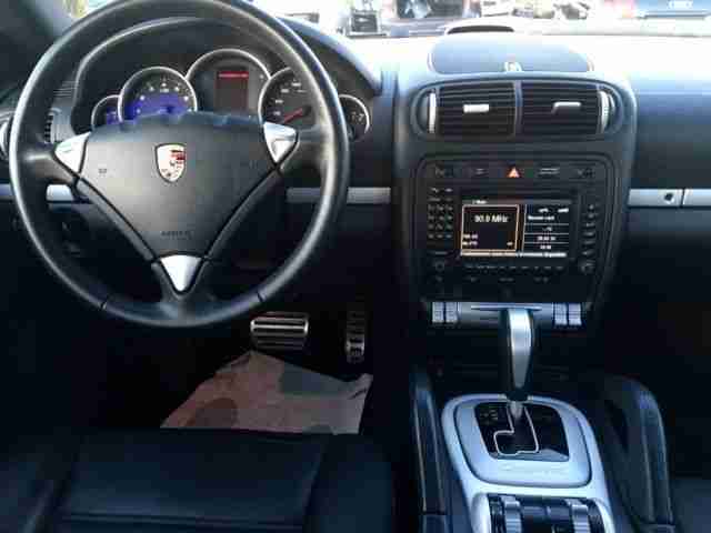 Porsche Cayenne Tiptronic