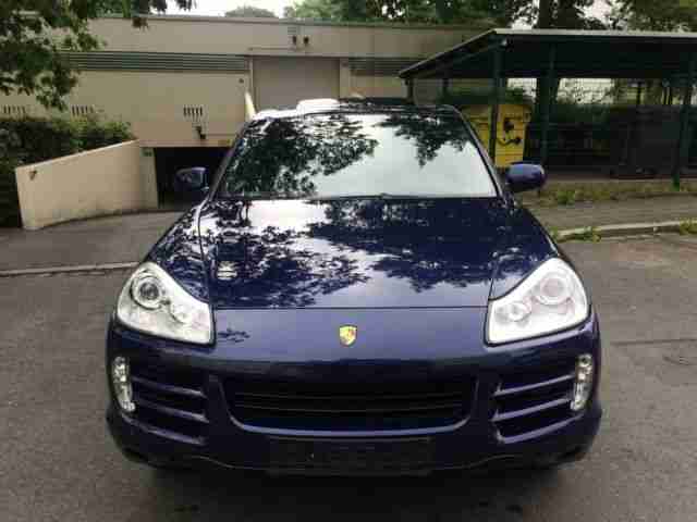 Porsche Cayenne Tiptronic S/TÜV neu/Xenonscheinwerfer