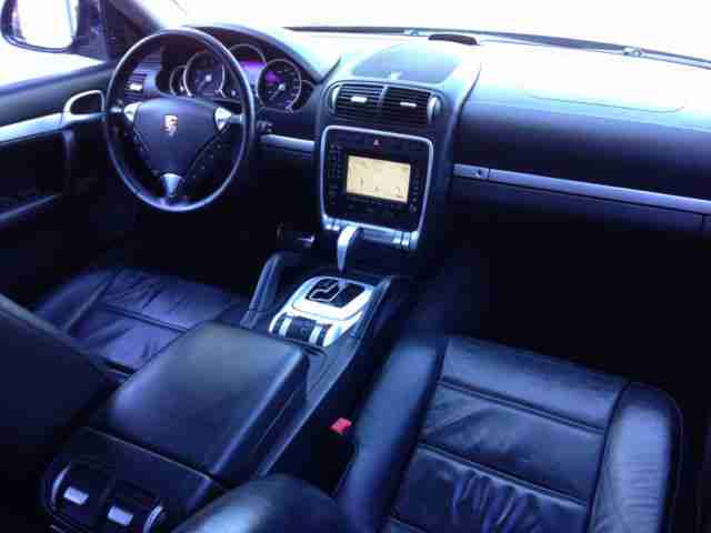 Porsche Cayenne Turbo Entry&Drive Schiebedach BiXenon