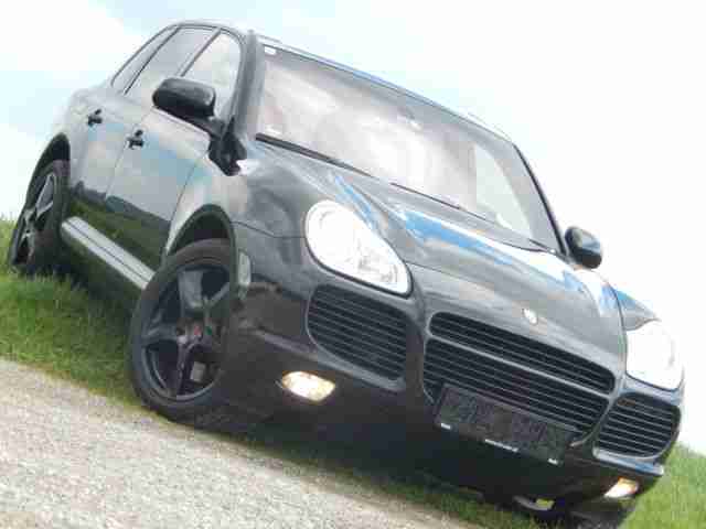 Porsche Cayenne Turbo * NEUWERTIGER ZUSTAND * (VOLL)