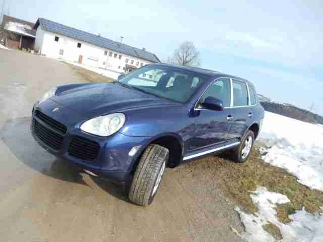 Porsche Cayenne Turbo * VOLL * 1. HAND *
