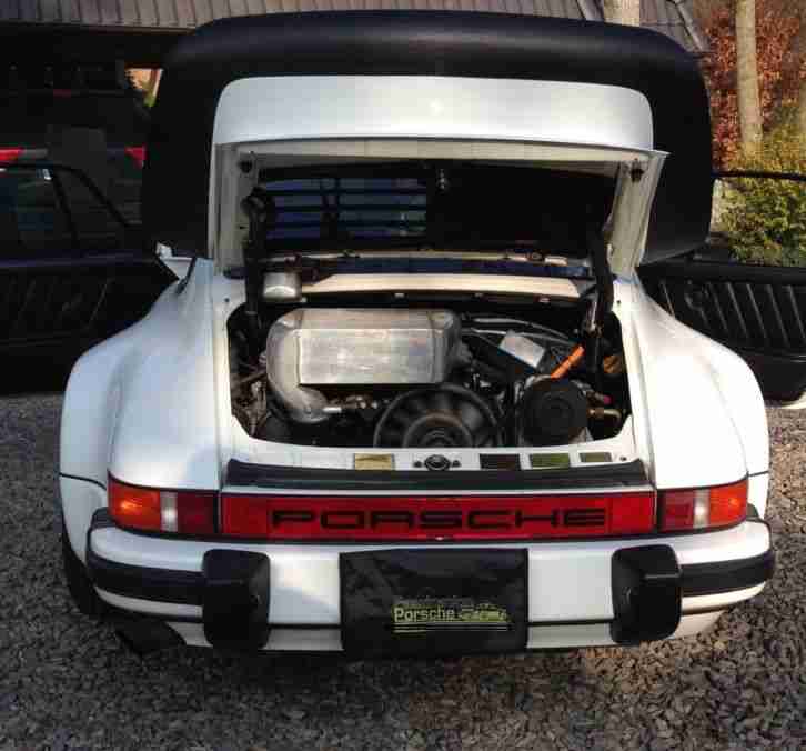 Porsche Turbo 911 (930), 3,3 Liter Scheckheft/Historie