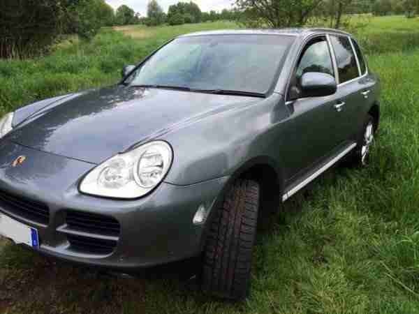 Porsche cayenne S 4, 5 V8