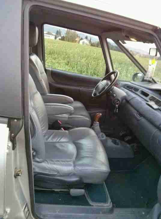 RENAULT GRANDE ESPACE 2.2 TURBO-DIESEL MIT VOLLAUSSTATTUNG