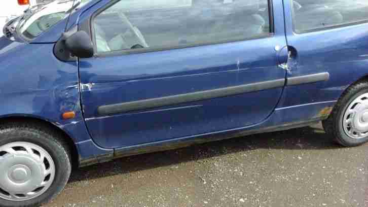 RENAULT TWINGO C06