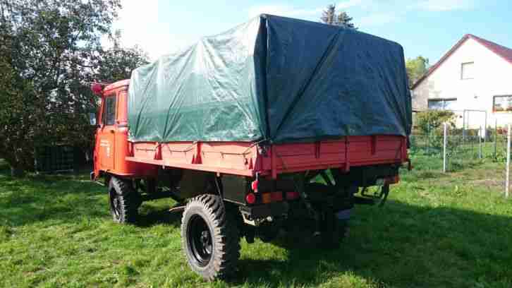 ROBUR LO 2002A, Bj. 1986, 25.000km, NVA / Feuerwehr + viel Zubehör