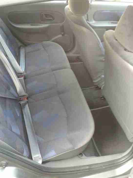 Ranault Clio 1,2 * TÜV NEU *