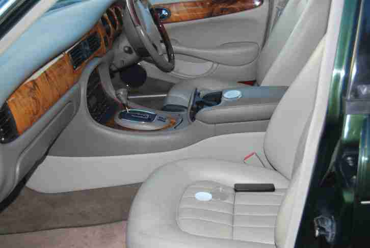 Rechtslenker Jaguar XJ8 X308 3.2 gebraucht Topzustand nur 60.000 mls