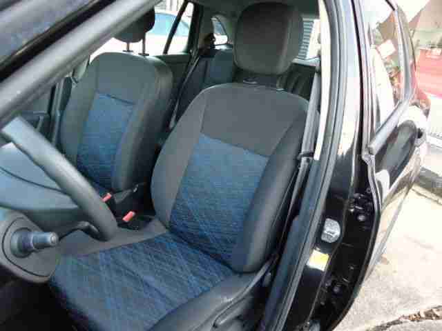 Renault CLIO 1.2 16V GRANDTOUR KLIMA 1.HAND 36.000km