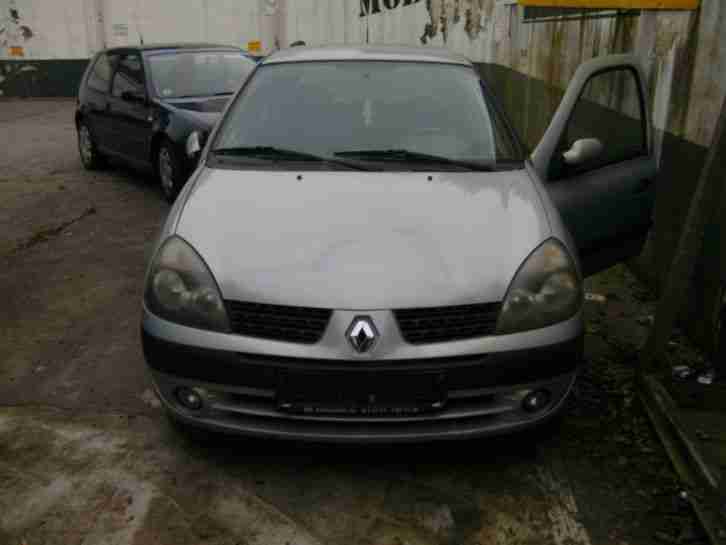 Renault Cleo j i2002