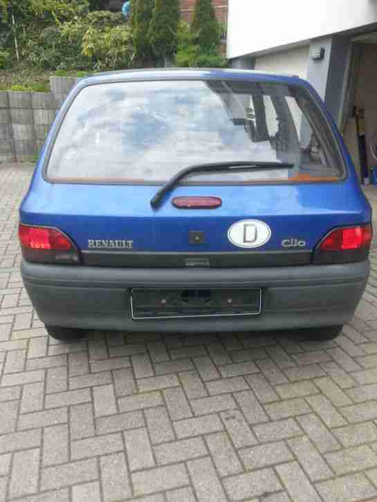 Renault Clio 1.1 - Typ 57 - 260036 Km - an Bastler o. als Ersatzteillager