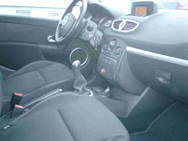 Renault Clio 1.2 16V 75 Dynamique 1.Hand,Navi