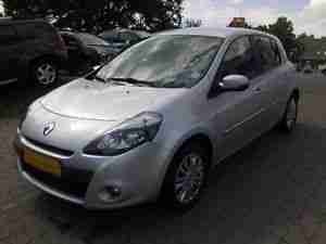 Renault Clio 1.2 16V 75 Dynamique