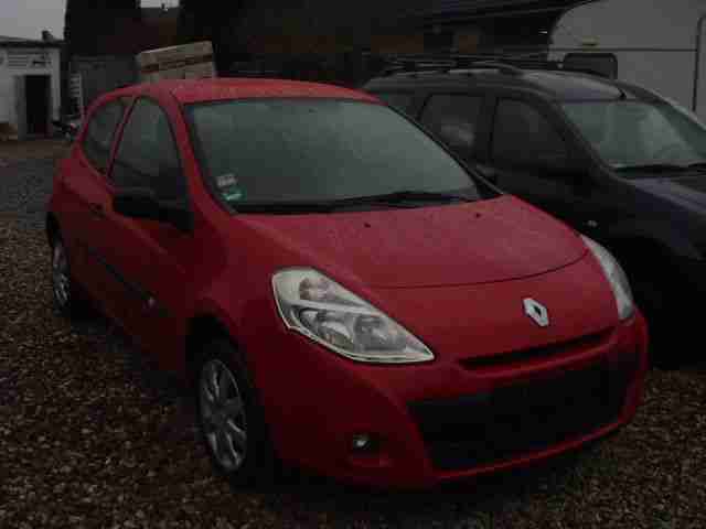 Clio 1.2 16V 75 Expression, Eco2, 1Hand, Neue