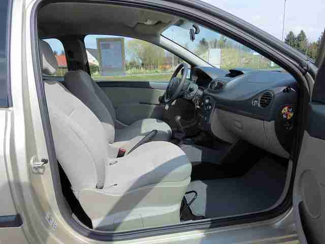 Renault Clio 1.2 16V 75 Expression KLIMA