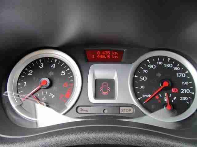 Renault Clio 1.2 16V 75 Expression *Klimaanlage,Zentrav