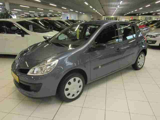 Renault Clio 1.2 16V Authentique