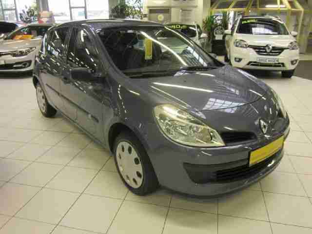 Renault Clio 1.2 16V Authentique