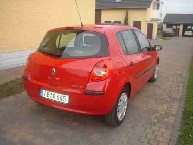 Renault Clio 1.2 16V Expression