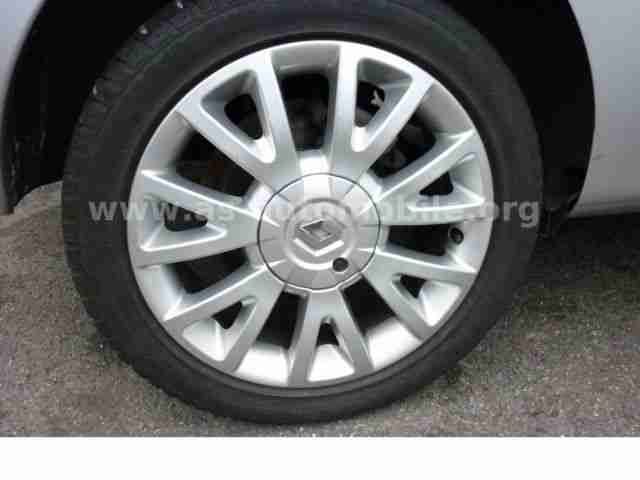 Renault Clio 1.2 16V TCE