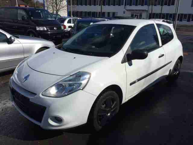 Renault Clio 1.2 16V + TÜV neu + Klima + CD-Radio