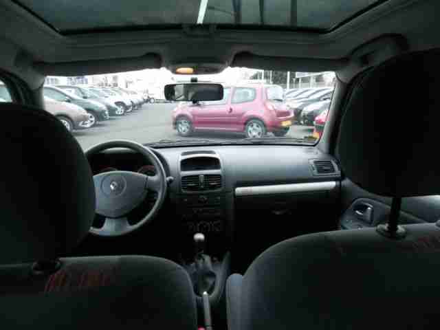 Renault Clio 1.2 16V Tech` Run