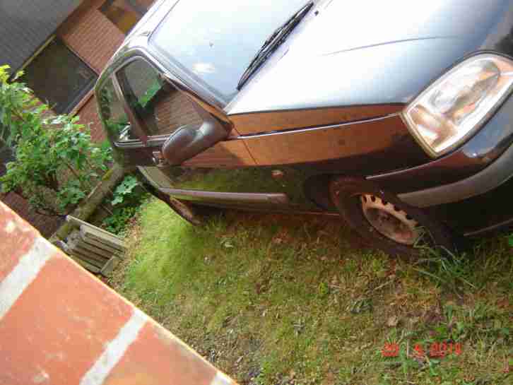 Renault Clio 1,2 RN, 40 KW (55PS), schwarz-metallic, Schiebedach,