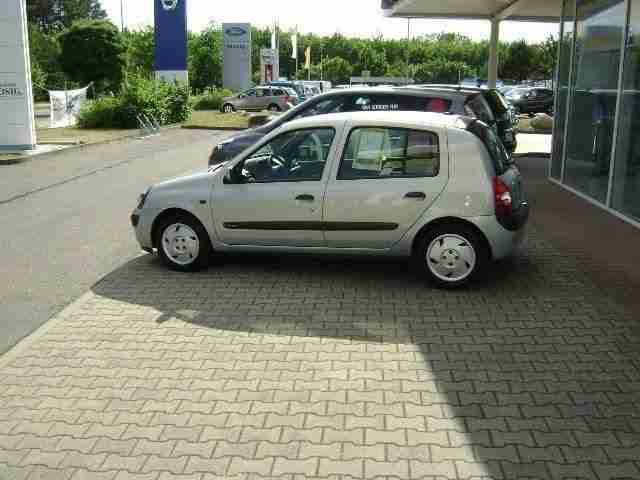 Renault Clio 1.4 16V Privilege