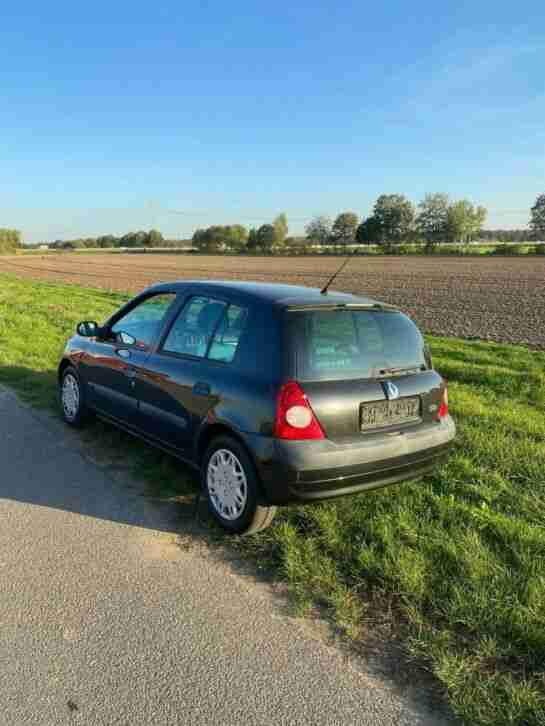 Renault Clio Blue Sensation 1,2-16V 5trg Schwarz Klima Sportsitze TÜV 10.21