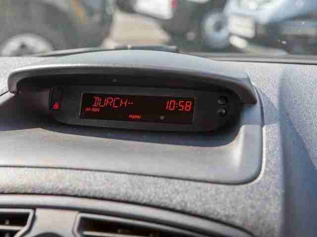 Renault Clio III Authentique 1.2 75 Klima