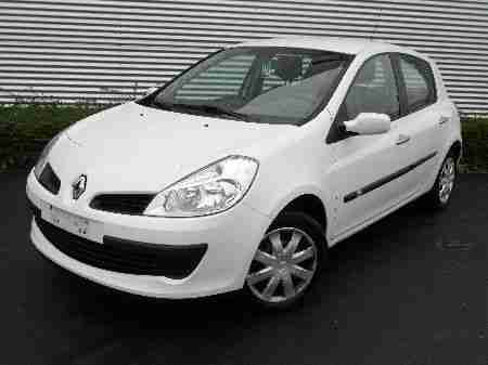 Renault Clio III EXPRESSION 1.5 DCI