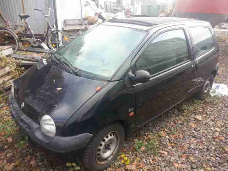 Renault Clio mit Faltdach Baujahr 1999 ohne TÜV für Bastler,ordentliche Substanz