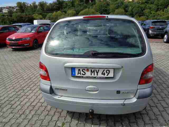 Renault F Scenic + 4 Winterreifen auf Felgen